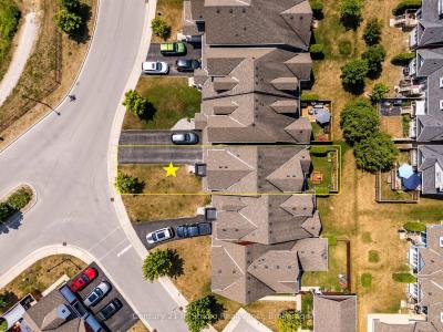 10 PROVIDENCE WAY, Wasaga Beach, Ontario L9Z 0G3, Canada