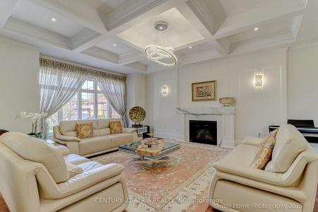 101 SPRUCE AVENUE, Richmond Hill, 安大略省 L4C 6V9, 加拿大
