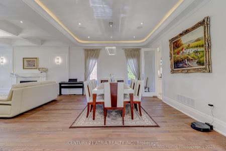 101 SPRUCE AVENUE, Richmond Hill, 安大略省 L4C 6V9, 加拿大