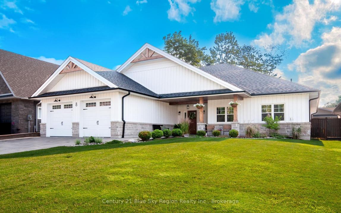 8 CHATEAU RIDGE, North Bay, Ontario P1C 0B9, Canada