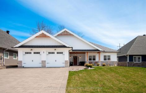8 CHATEAU RIDGE, North Bay, Ontario P1C 0B9, Canada