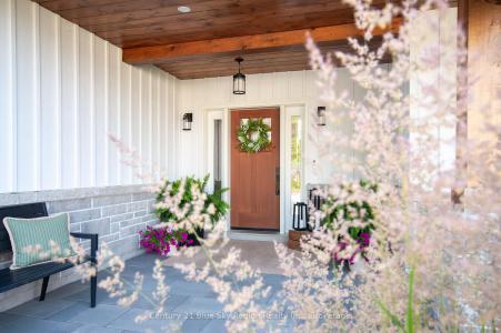 8 CHATEAU RIDGE, North Bay, Ontario P1C 0B9, Canada