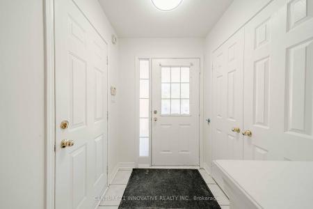1524 AVONMORE SQUARE, Pickering, אונטריו L1V 7H3, קנדה