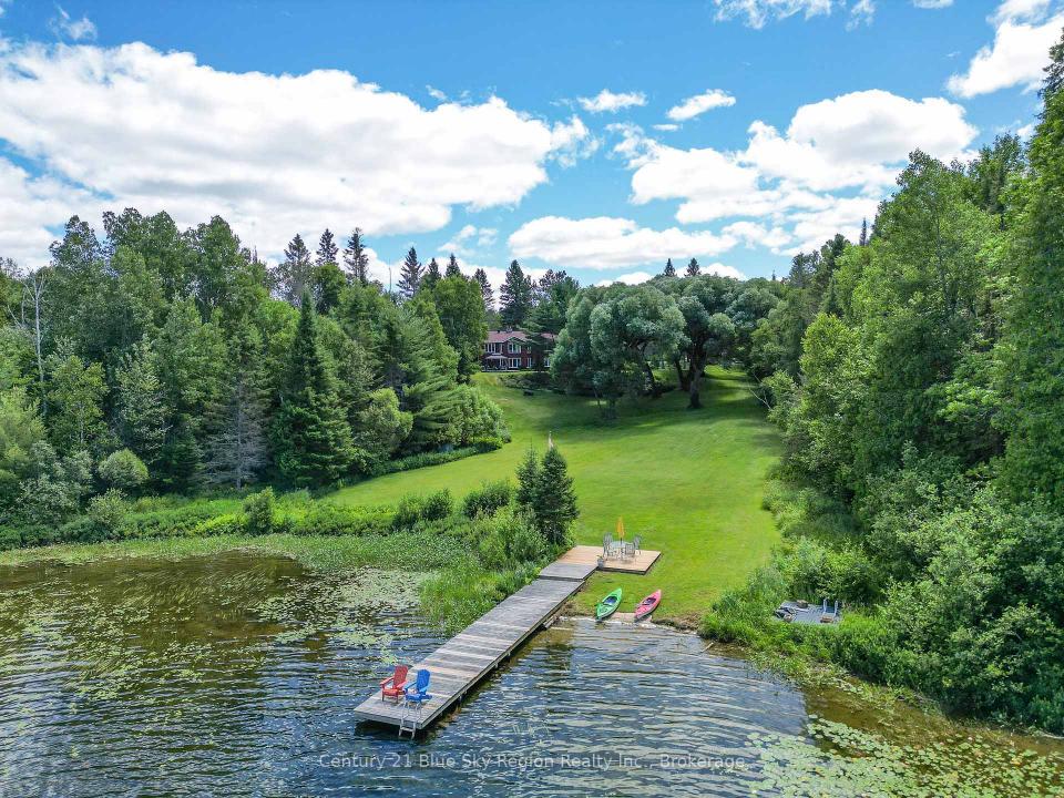 353 MACPHERSON DRIVE, East Ferris, Ontario P0H 1K0, Canadá