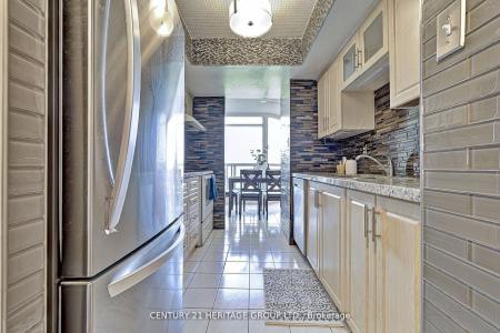 5 ROWNTREE ROAD, Toronto, Ontario M9V 5G9, Canada