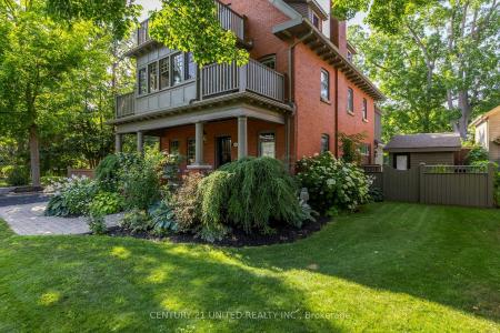 466 WELLER STREET, Peterborough Central, Ontario K9H 2N6, Kanada