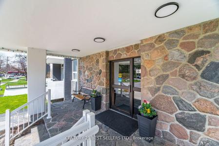 151 LA ROSE AVENUE, Toronto, Ontario M9P 1B3, Canadá