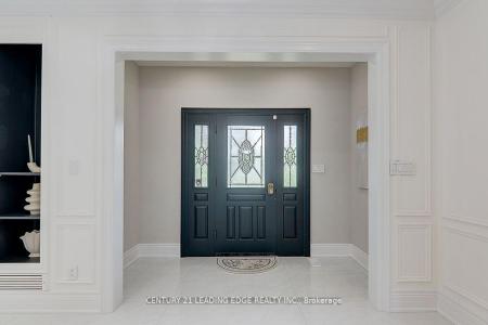7 MAPLE VIEW LANE, Whitchurch-Stouffville-, Ontario L4A 7X5, Canada