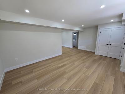 640 VICTORIA STREET, London East, Ontario N5Y 4C1, Canada
