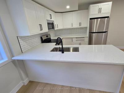 640 VICTORIA STREET, London East, Ontario N5Y 4C1, Canada