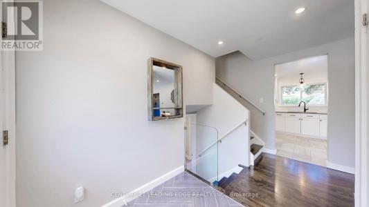 29 SIR CARADOC PLACE, Markham (markham Village), Ontario L3P 2X5, Kanada