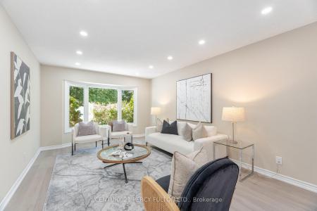 6 BRAY DRIVE, Ajax, Ontario L1T 3M1, Canadá