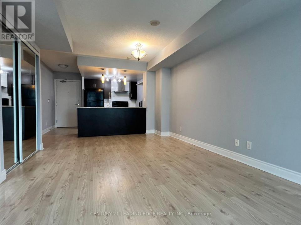 25 TOWN CENTRE COURT, Toronto (bendale), Ontario M1P 0B4, Canada