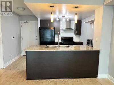 25 TOWN CENTRE COURT, Toronto (bendale), Ontario M1P 0B4, Canada