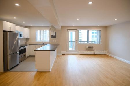 3421  Rue Drummond, Montréal (Ville-Marie), קוויבק H3G 1X7, קנדה 