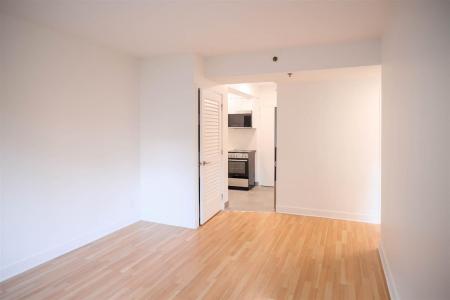 3455  Rue Aylmer, Montréal (Le Plateau-Mont-Royal), Quebec H2X 2B5, Canada