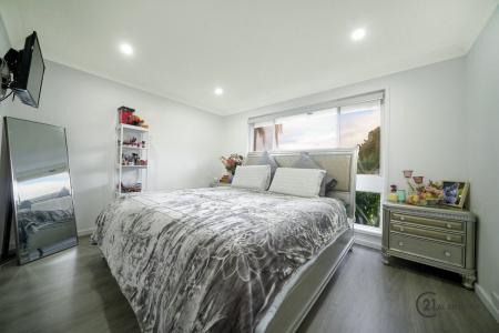 21 Underwood Street, Minto, NSW 2566, Australia