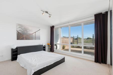 98 Gulf Point Drive, North Haven, SA 5018, Australia
