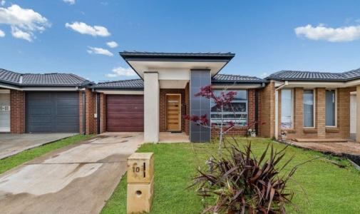 10 Ballantine Street, Tarneit, VIC 3029, Australia