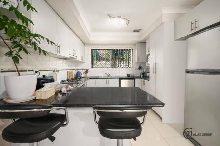 1/7-9 Pembroke Road, Minto, NSW 2566, Australia