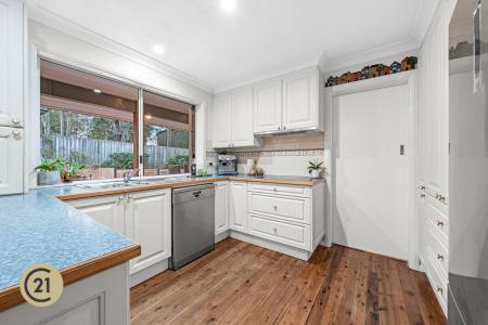 11 Curtis Close, Cherrybrook, NSW 2126, אוסטרליה