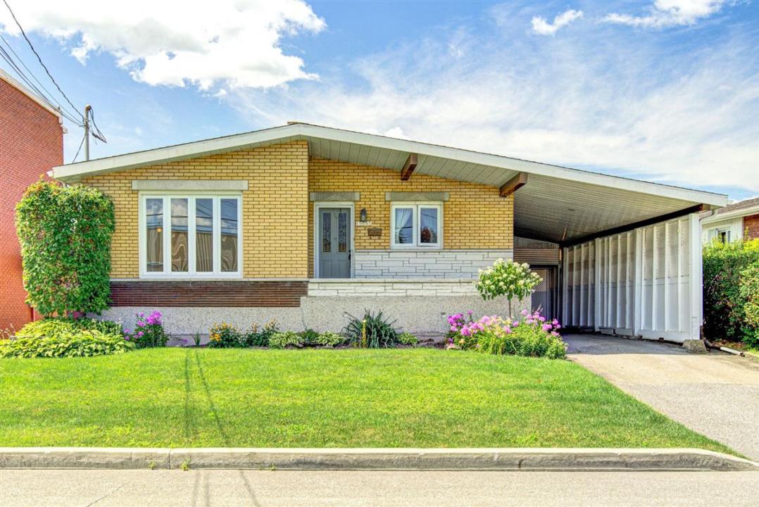 15355 Rue Champlain, Saint-Hyacinthe, 魁北克省 J2T 3A3, 加拿大