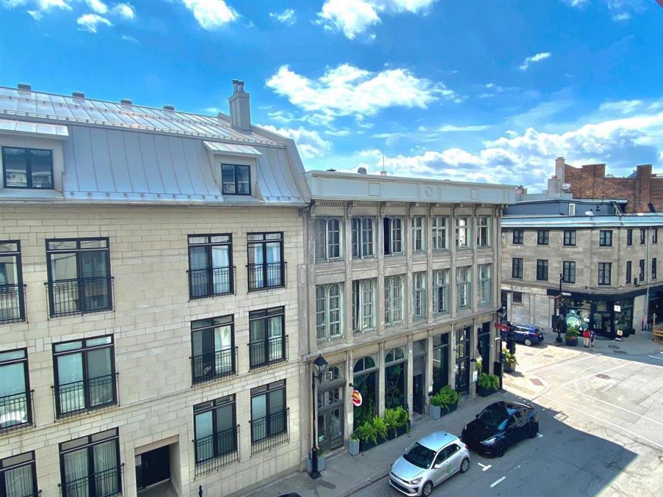 405  Rue Notre-Dame E., Montréal (Ville-Marie), Quebec H2Y 1C9, Canada