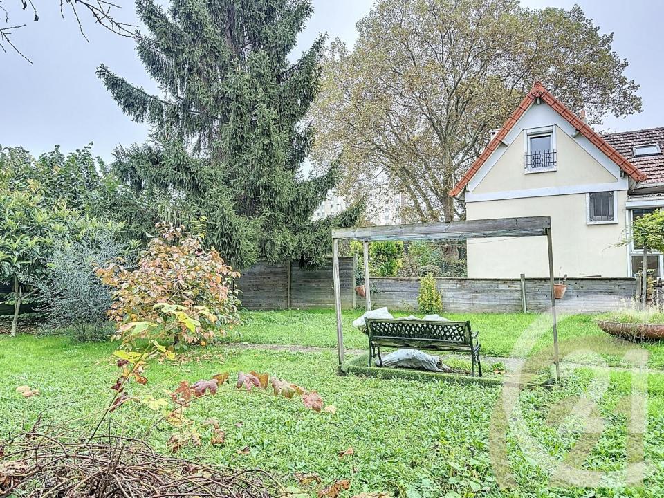 Ivry Sur Seine, Île-de-France 94200, Fransa