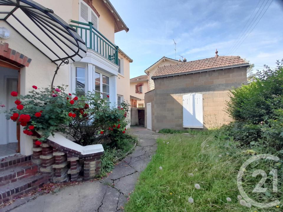 Chartres, Centre-Val De Loire 28000, France