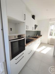 Nantes, Pays De La Loire 44100, France