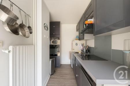 Puteaux, Île-de-France 92800, França