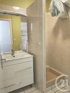 Nevers, Bourgogne 58000, France