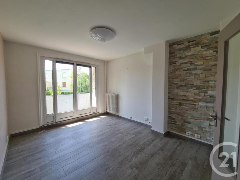Bourg La Reine, Île-de-France 92340, アキタン