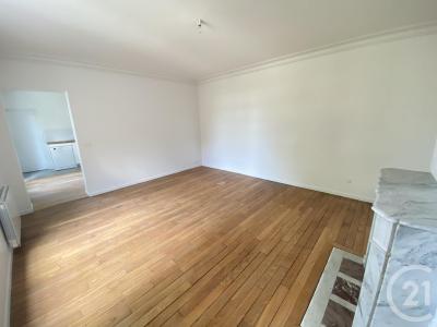 Bourg La Reine, Île-de-France 92340, アキタン
