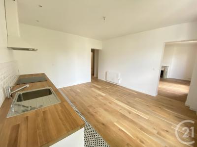 Bourg La Reine, Île-de-France 92340, アキタン