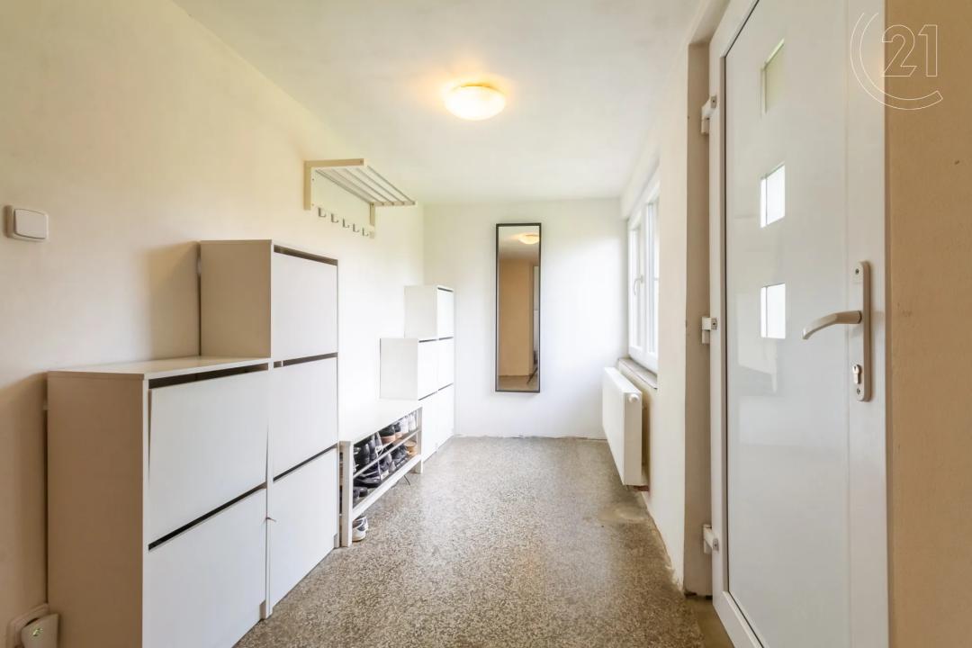 Horní, Kamenné Žehrovice, Kladno 27301, צ'כיה 