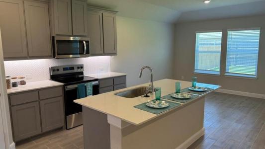 1756 RIVER BEND RD, Burleson, Teksas 76028, Amerika Birleşik Devletleri