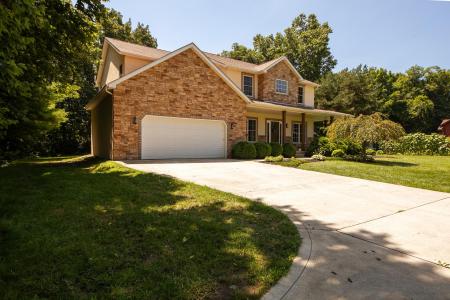 747 London Groveport Road, Lockbourne, Ohio 43137, USA