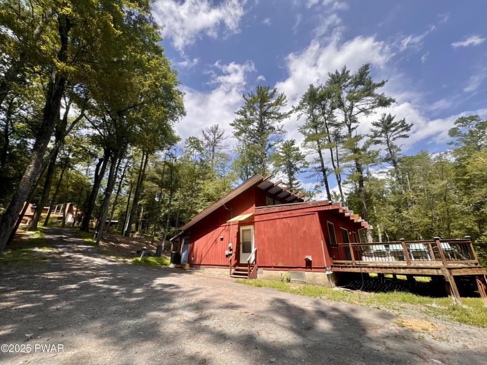 307 Fawn Lake Drive, Hawley, بنسلفانيا 18428, الولايات المتحدة