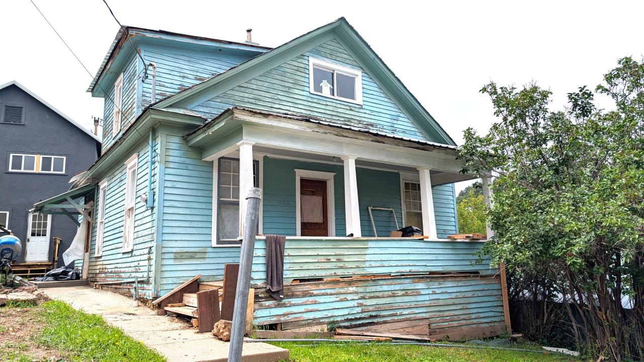107 1/2 Spark Street 107 1/2 Lower Spark Street, Lead, Dakota Del Sur 57754, Estados Unidos
