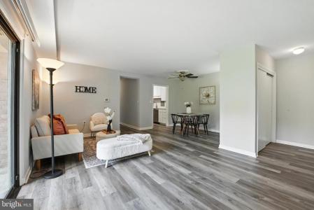 10723 W West Drive , 103, Fairfax, Virgínia 22030, Estados Unidos