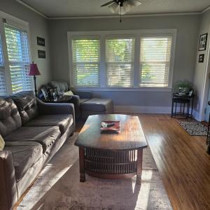 1327 Brown Avenue, Galesburg, 일리노이 61401, 미국