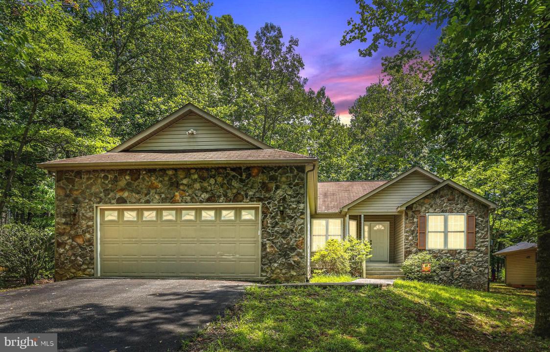 219 Washington Street, Locust Grove, Virginia 22508