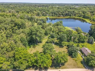 454 East Road, Holly, Michigan 48442, Estados Unidos