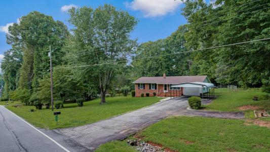 154 Camp Dan Valley Road, Reidsville, Karolina Północna 27320, USA