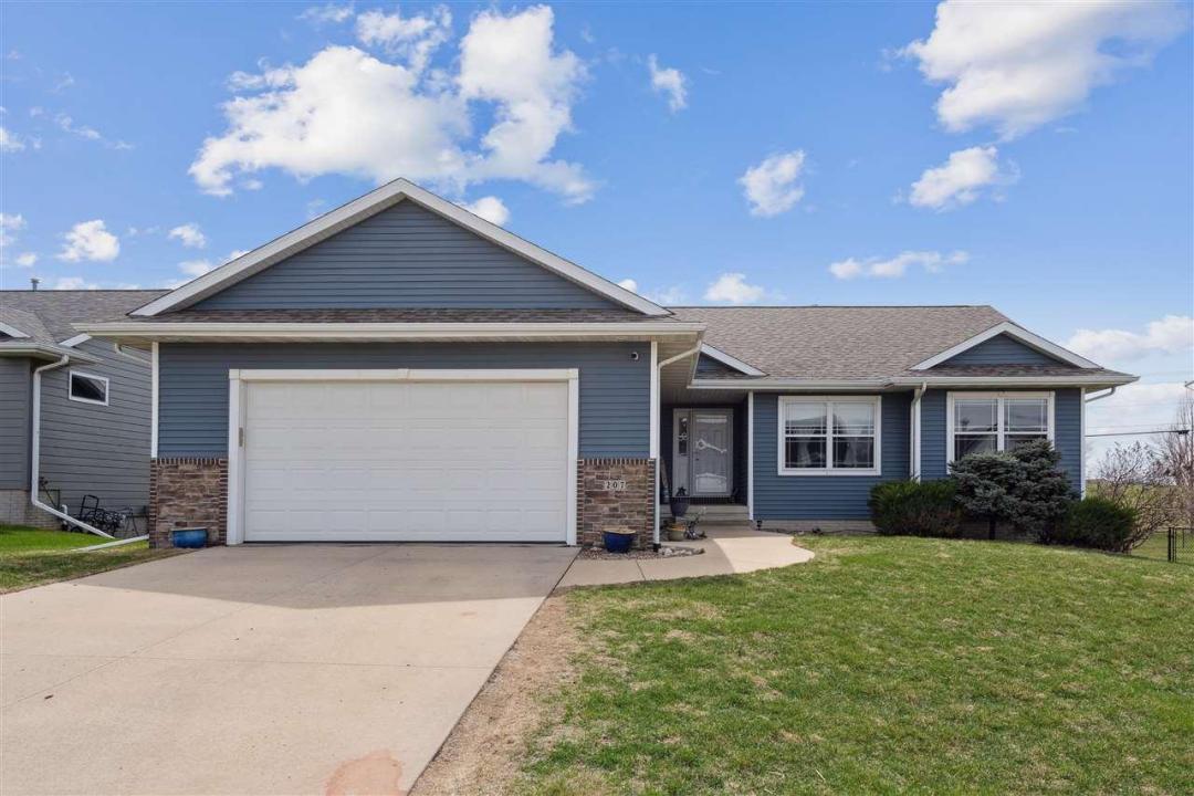 207 Cherry Park Dr Nw, Cedarrapids, 爱荷华州 52405, 美国