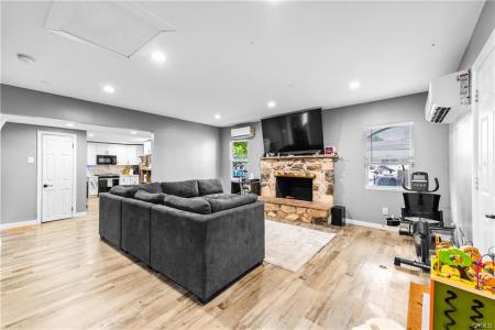 12029 2nd Ave, Lynwood, California 90262