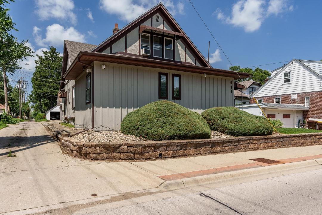 611 Auburn Street, Rockford, Illinois 61103, USA