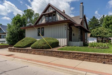 611 Auburn Street, Rockford, Illinois 61103, USA