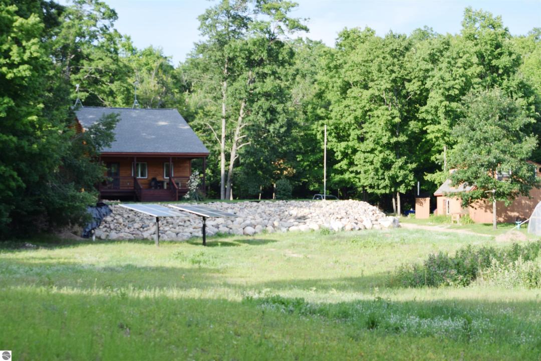 2700 Bucky Moose Trail, Curran, Michigan 48728, États-Unis